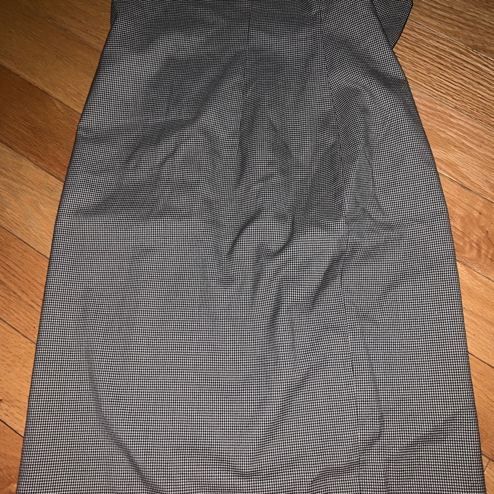 School of Women l’ecole fed femmes pencil skirt